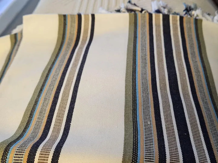 Hand-Woven Yemeni Shawl (Habirah)